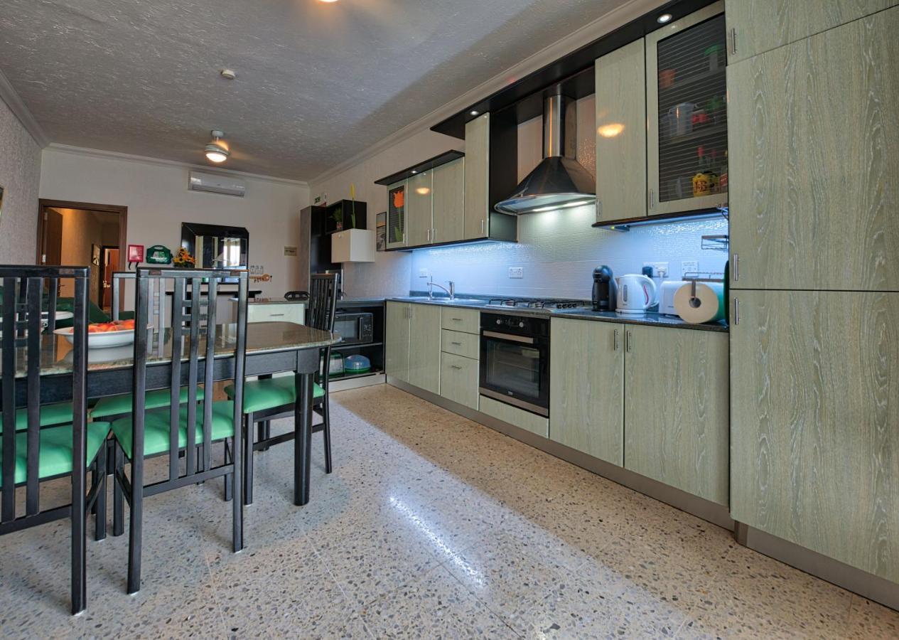 No56 Tower View WATER'S EDGE SEAFRONT LICENSED APARTMENT Mellieħa Zewnętrze zdjęcie